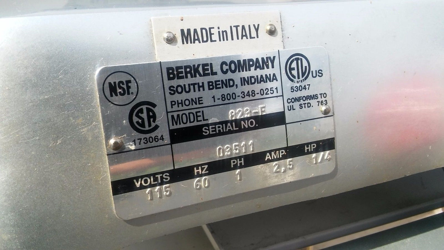 BERKEL 823-E SLICER 9" Manual Gravity Feed Meat Slicer - COMPLETE with Sharpener