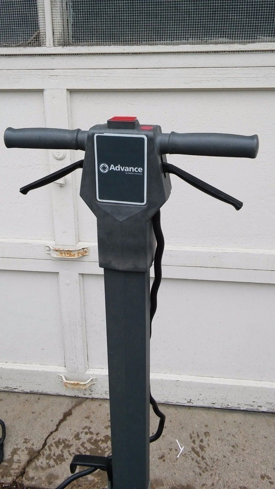 ADVANCE ULTRA 20 FLOOR BUFFER BURNISHER BY NILFISK w/ PAD 50'FT CORD FREE SHIP