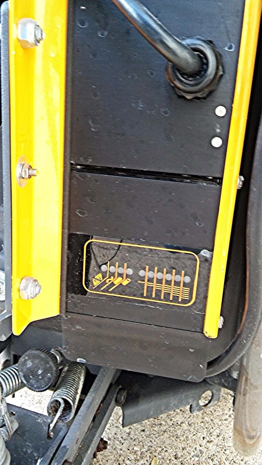 AXP ADVANCE CONVERTAMATIC 26" Walk Behind Floor Scrubber WATCHVIDEO FREESHIP