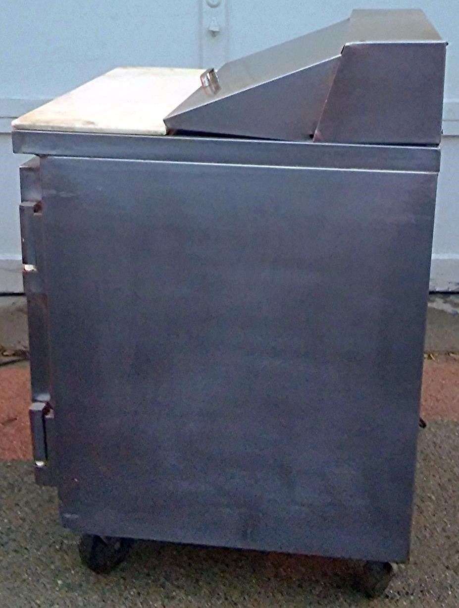 BEVERAGE AIR SUR27S 27" Refrigerated Salad / Sandwich Prep Table GREAT FREE SHIP