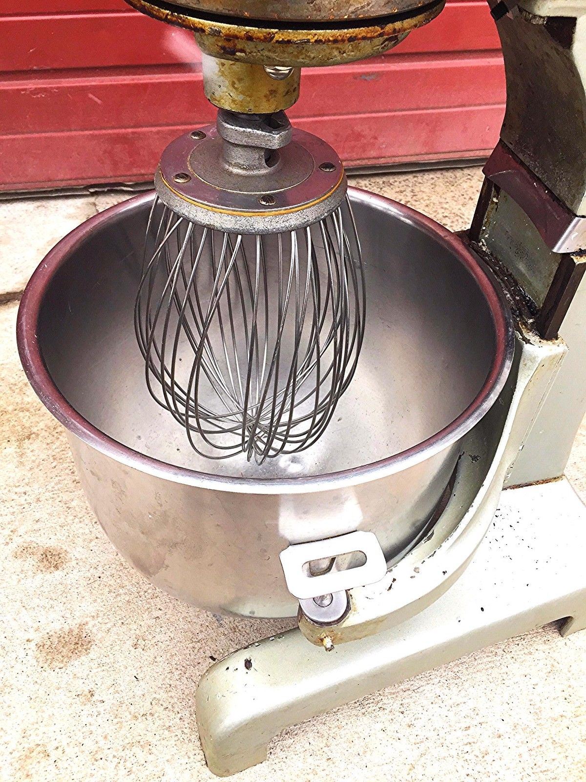 HOBART A200T 20 QUART MIXER & TIMER WHIP DOUGH ARM BEATER WATCH VIDEO FREE SHIP