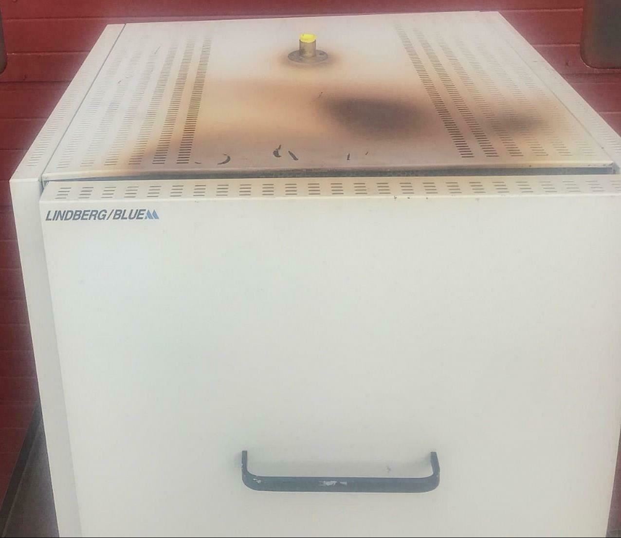 THERMO LINDBERG BLUE M BF51842PBC BOX FURNACE 55 Liter 25AMP 208Volt WATCH VIDEO