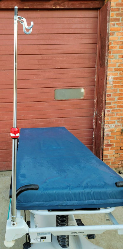 STRYKER 1550 POWER ELECTRIC HOSPITAL EMERGENCY TRANSPORT STRETCHER  WATCH VIDEO