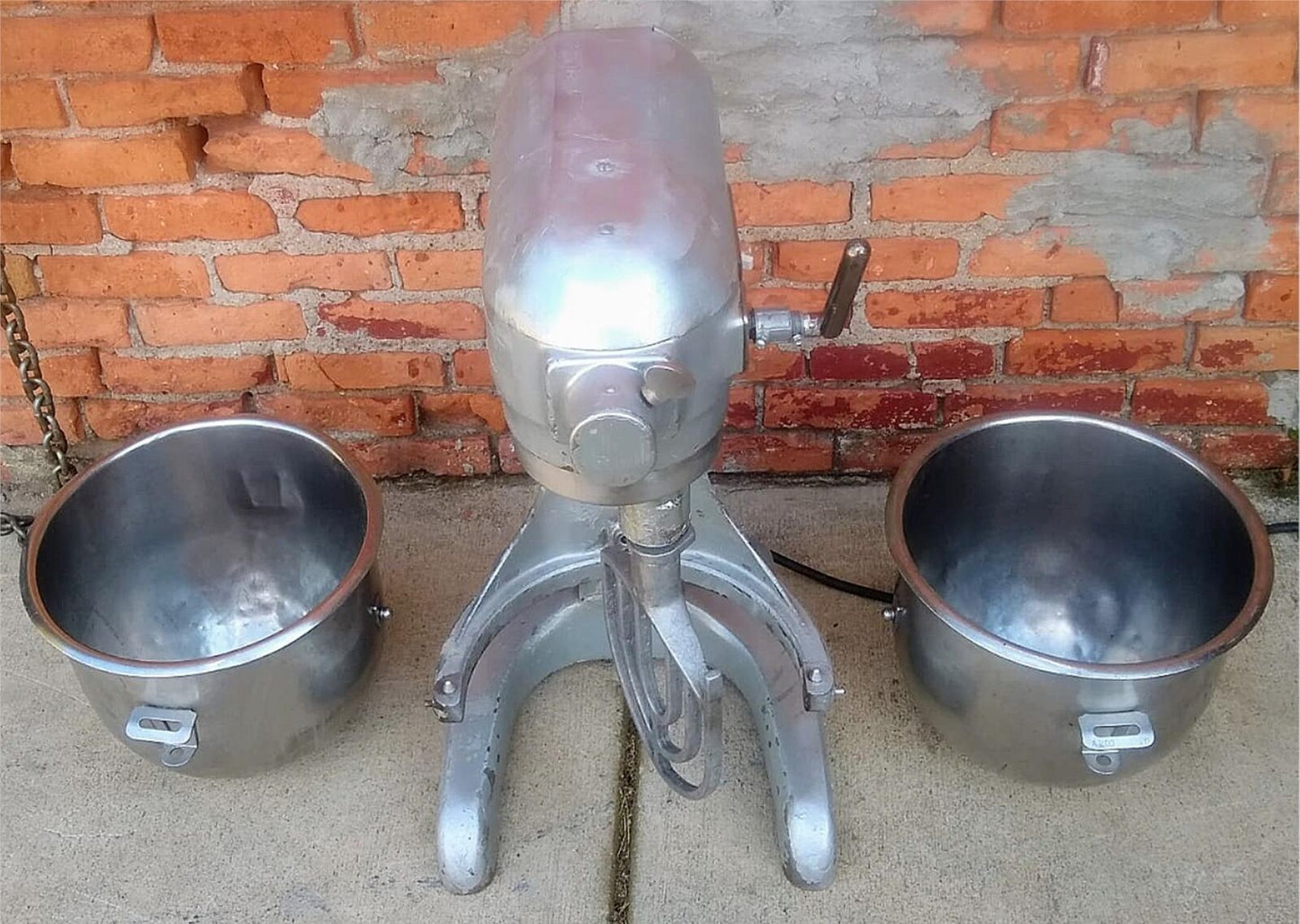 HOBART A200 20QUART DOUGH MIXER w BEATER & TWO BOWLS MANUAL WATCH VIDEO FREESHIP
