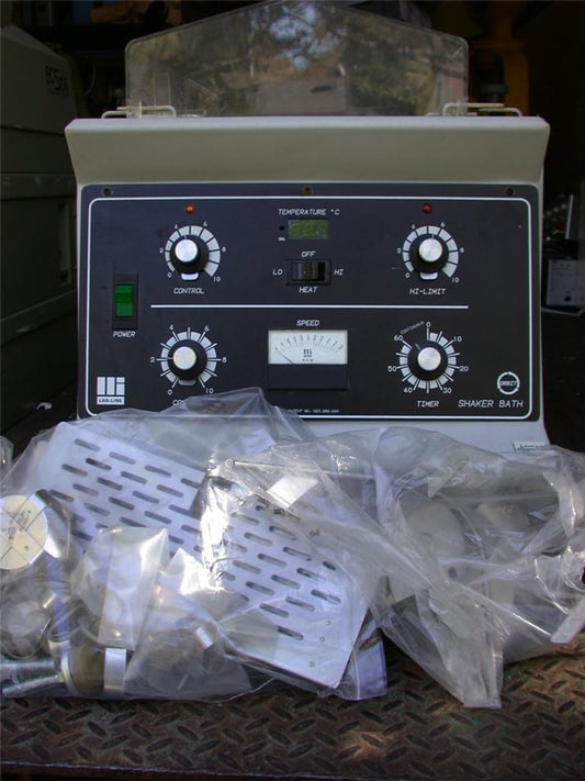 DIGITAL LAB-LINE 3540 ORBITAL SHAKER in GREAT COSMETIC CONDITION PLUS EXTRAS