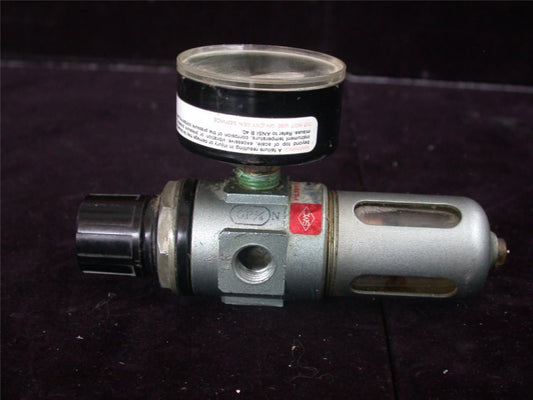 SMC FILTER RELIEF REGULATOR PRESSURE GAUGE AW111 CNC MILL AW 111 7-100 PSI 7/cm2