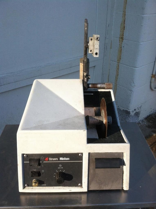 STRUERS MINITOM PRECISION CUT-OFF MACHINE