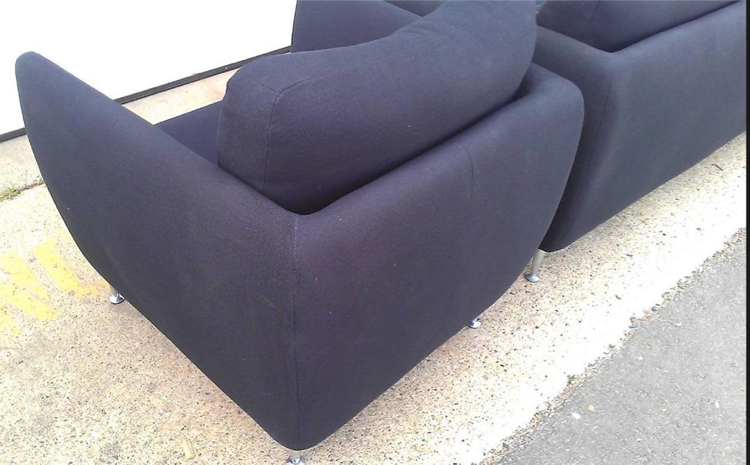 2004 BRAYTON STILLETO SOFA CHAIR JHANE BARNES FREQUCY BLACK FABRIC MODERN LIVING