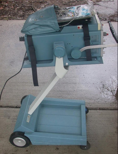 TEKTRONIX 465B OSCILLOSCOPE ACCESSORIES PROBES & K212 PORTABLE INSTRUMENT CART