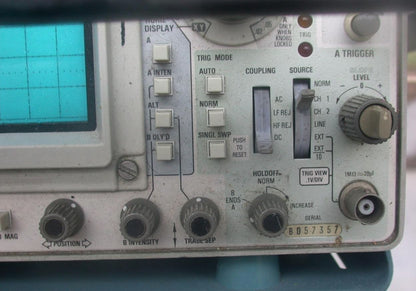 TEKTRONIX 465B OSCILLOSCOPE ACCESSORIES PROBES & K212 PORTABLE INSTRUMENT CART