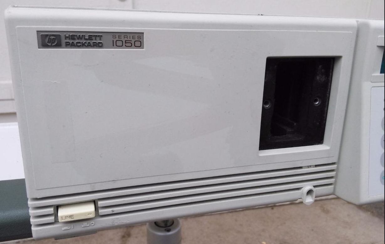 AGILENT HP HEWLETT PACKARD SERIES 1050 AUTOSAMPLER MODEL G1313A COMPLETE wit ARM