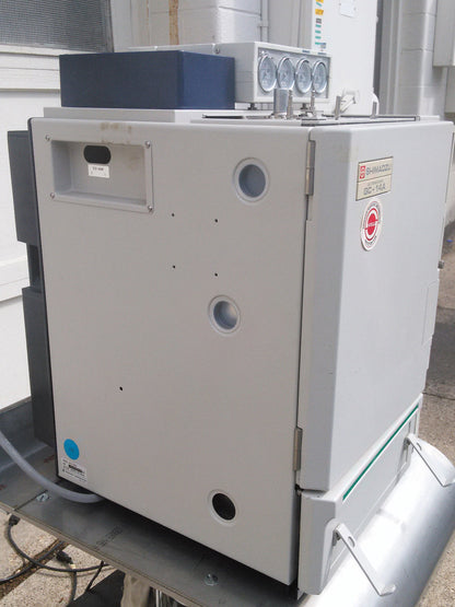 SHIMADZU GC-14A GAS CHROMATOGRAPH with 1 REGULATOR