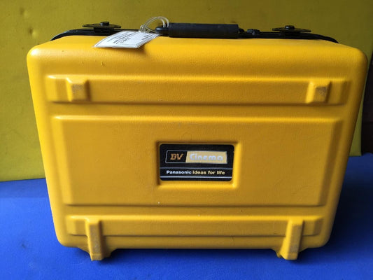 Panasonic DV PROLINE AG-DVX100A Camcorder Black & CASE WIRELESS REMOTE WIDE ANGL