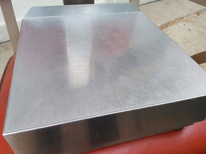 METTLER TOLEDO MODEL 3036 BALANCE 15 Kg X 0.005 Kg Resolution 12x12 Platform