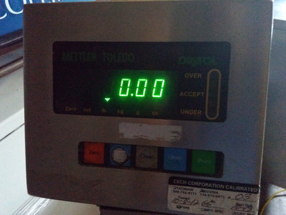 METTLER TOLEDO MODEL 3036 BALANCE 15 Kg X 0.005 Kg Resolution 12x12 Platform