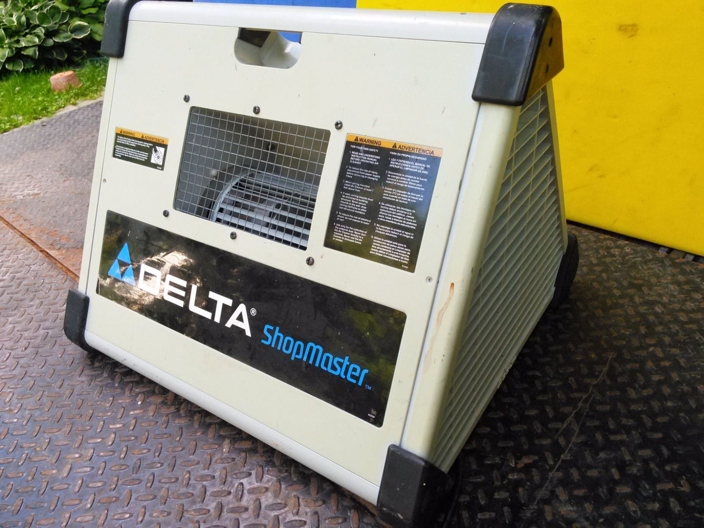 DELTA SHOPMASTER AP100 TRIANGULAR AIR CLEANER & WORKING LIGHT