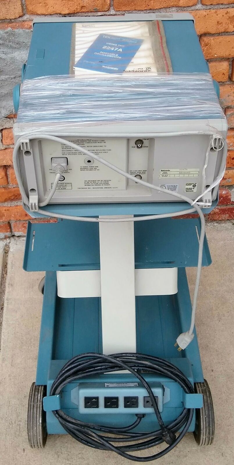 90-DAY-WARRANTY TEKTRONIX 2247A 100 MHZ OSCILLOSCOPE (K212 CART?) WATCH VIDEO