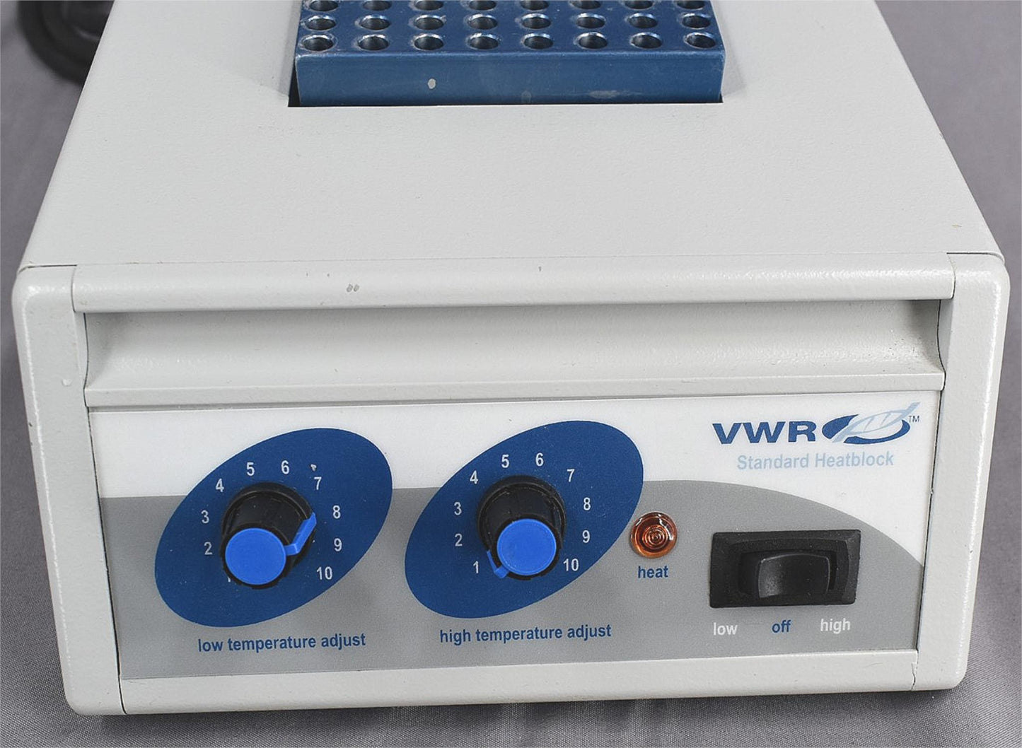 VWR ANALOG DRY BLOCK HEAT BLOCK SHAKER INCUBATOR 75°C to 150°C FREE SHIPPING