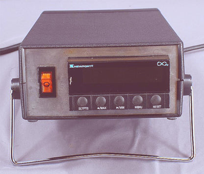 NEWPORT STRAIN LOAD CELL PANEL METER w/ MANUAL and DYNISCO PT130-7.5C *WARRANTY*