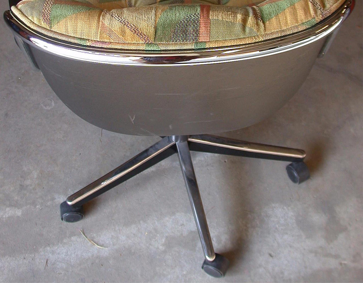 Pair CHARLES POLLACK EXECUTIV KNOLL SWIVEL CHAIR HYDRAULIC LIFT Beautiful Fabric