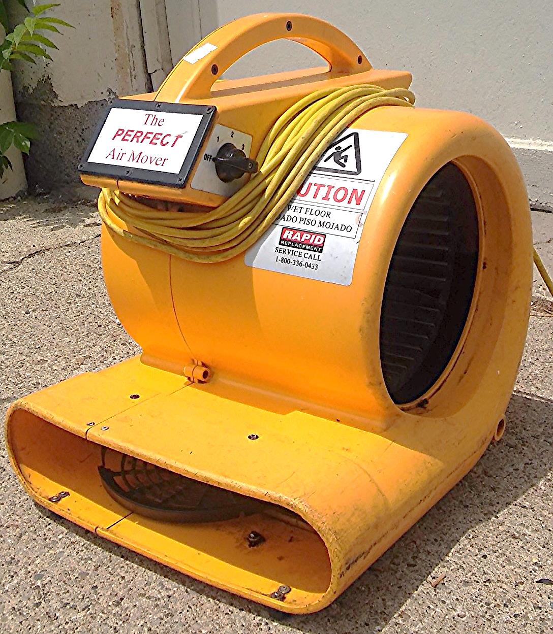 THE PERFECT AIR MOVER AM  10D