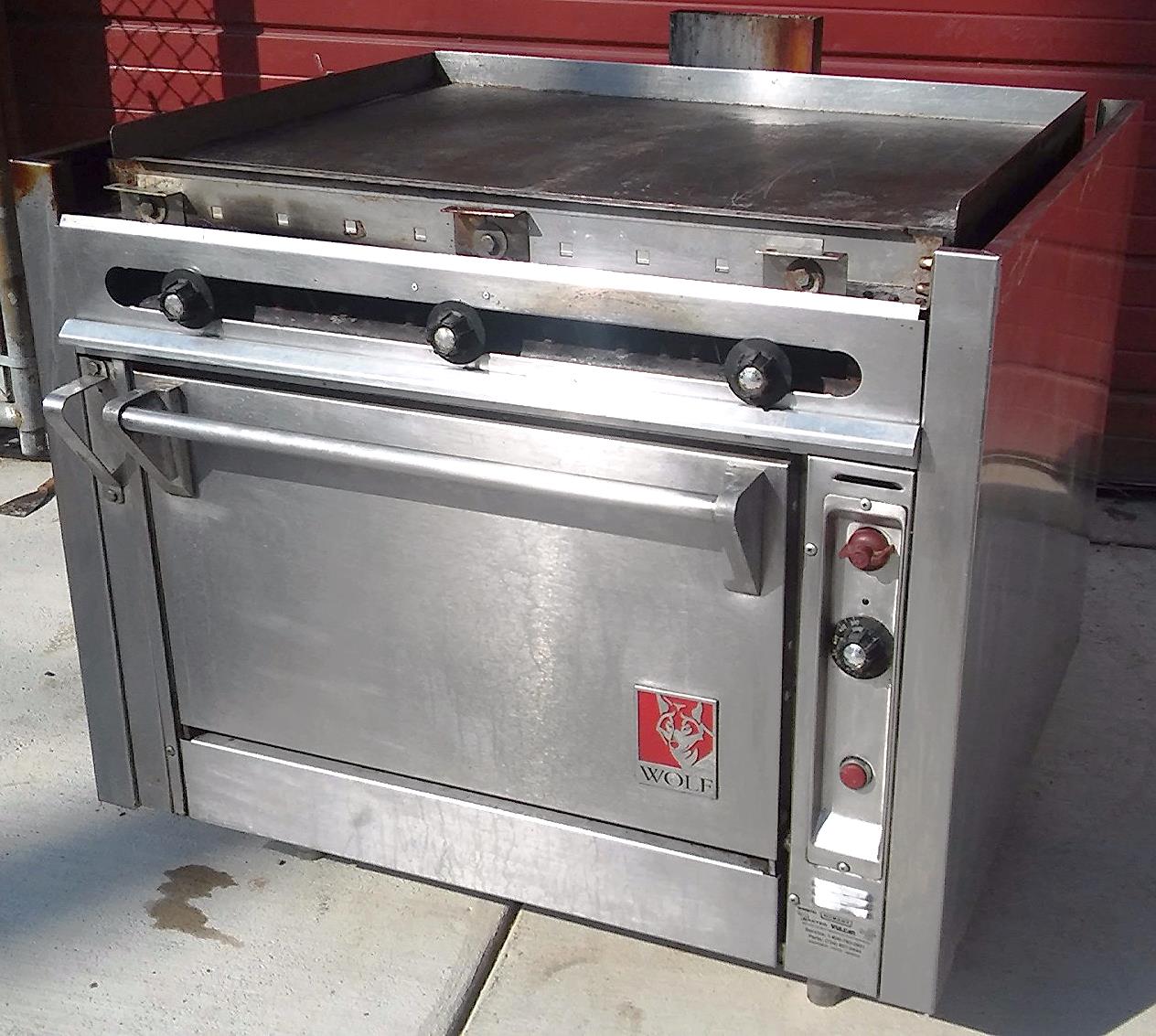 WOLF 36" FLAT TOP GAS GRIDDLE COMMERCIAL RESTAURANT PLANCHA CONVECTION OVEN