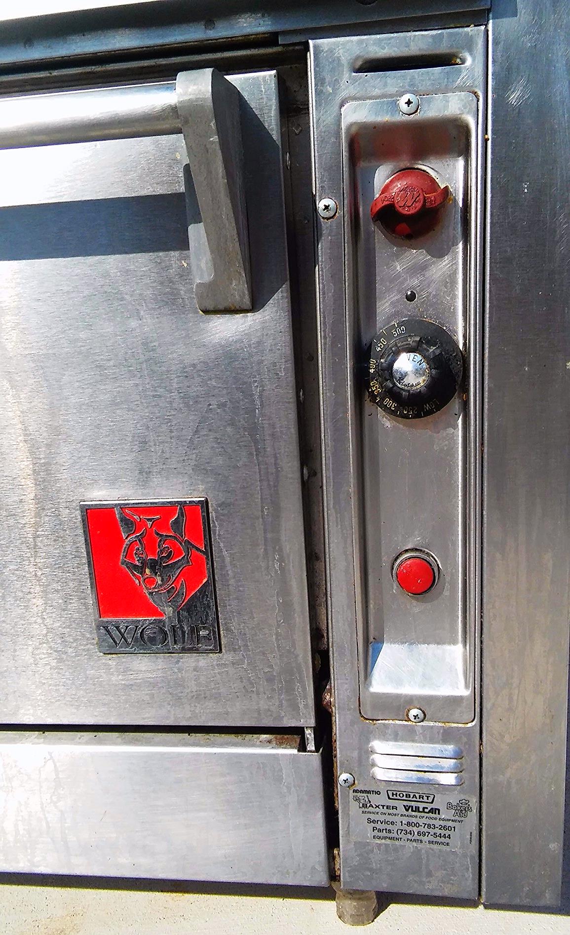WOLF 36" FLAT TOP GAS GRIDDLE COMMERCIAL RESTAURANT PLANCHA CONVECTION OVEN