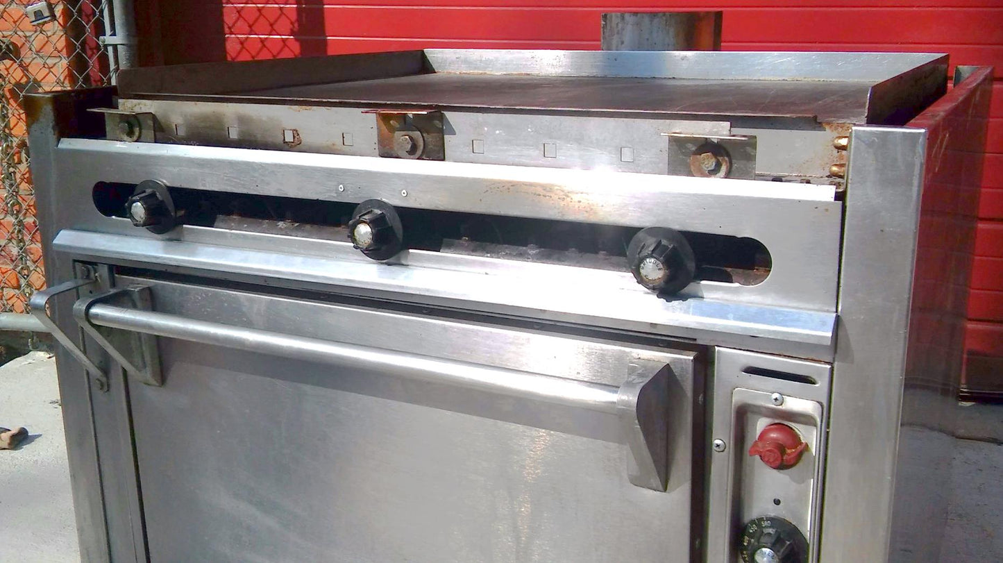 WOLF 36" FLAT TOP GAS GRIDDLE COMMERCIAL RESTAURANT PLANCHA CONVECTION OVEN