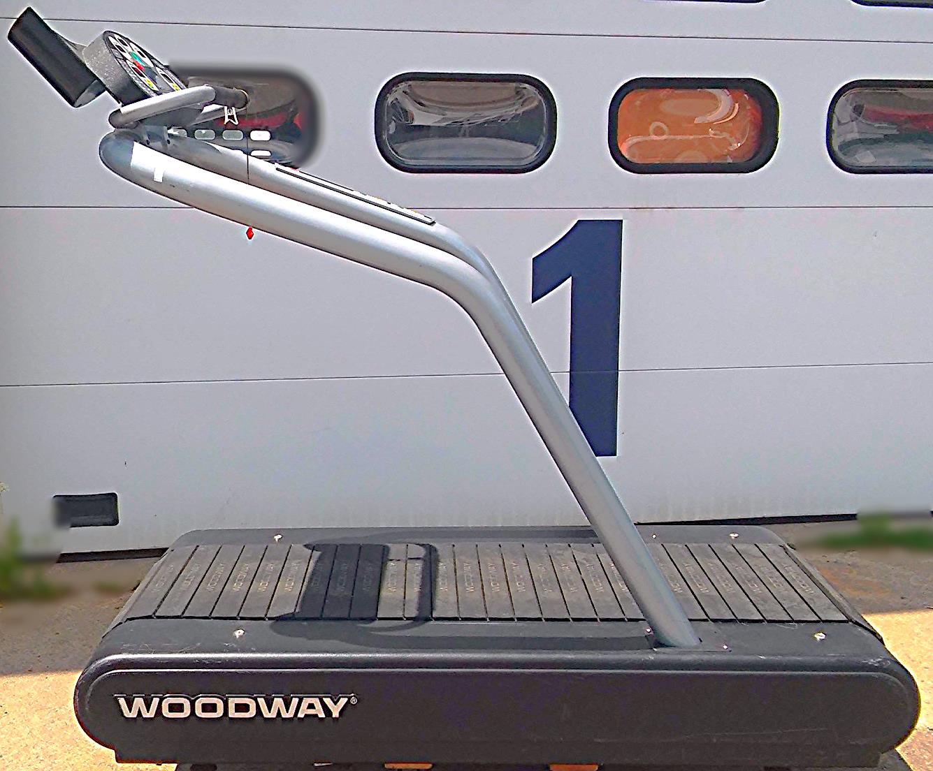 WOODWAY TREADMILL DESMO S WORKS GREAT WATCH VIDEO HERE