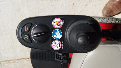 JAZZY SELECT PRIDE WHEELCHAIR with BRAND NEW BATTERIES MANUAL NO RIPS NOR TEARS