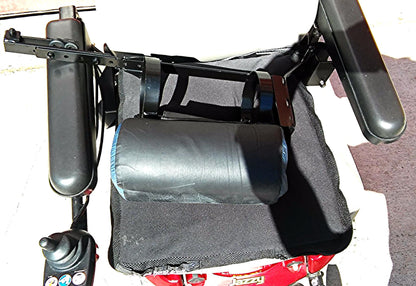 JAZZY SELECT PRIDE WHEELCHAIR with BRAND NEW BATTERIES MANUAL NO RIPS NOR TEARS