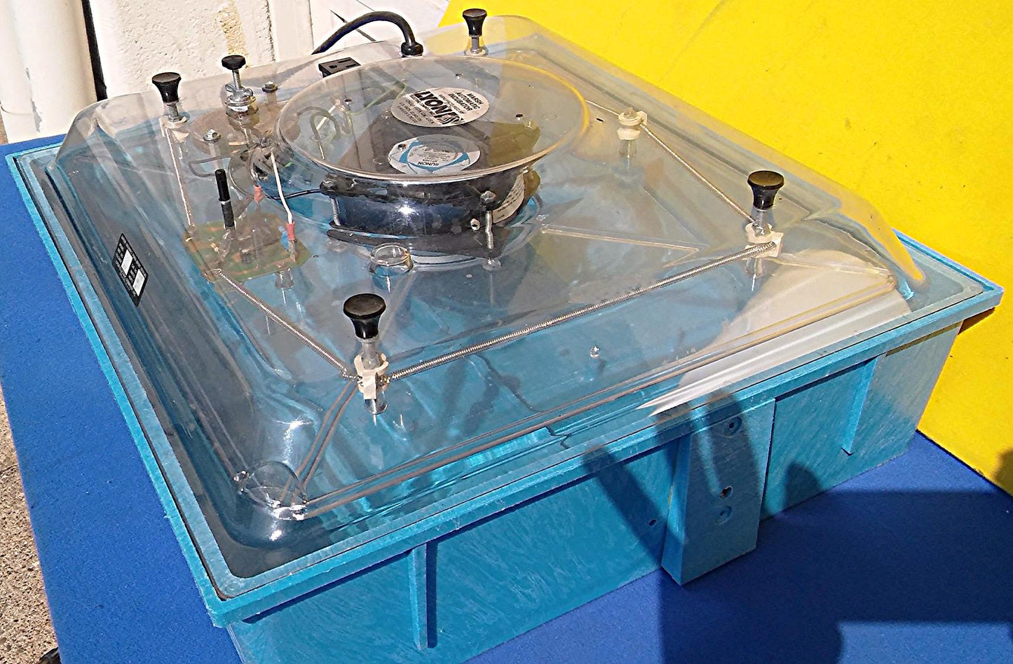 LYON MARSH BIRD INCUBATOR Roll-X Chicken Bird FREE SHIPPING