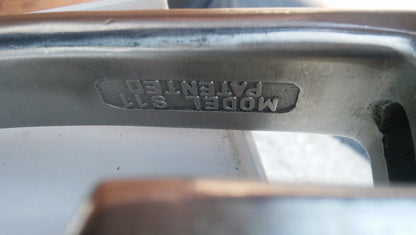 EDLUND S11 CAN OPENER NSF with CAST STAINLESS STEEL BASE PROFESSIONAL KITCHEN