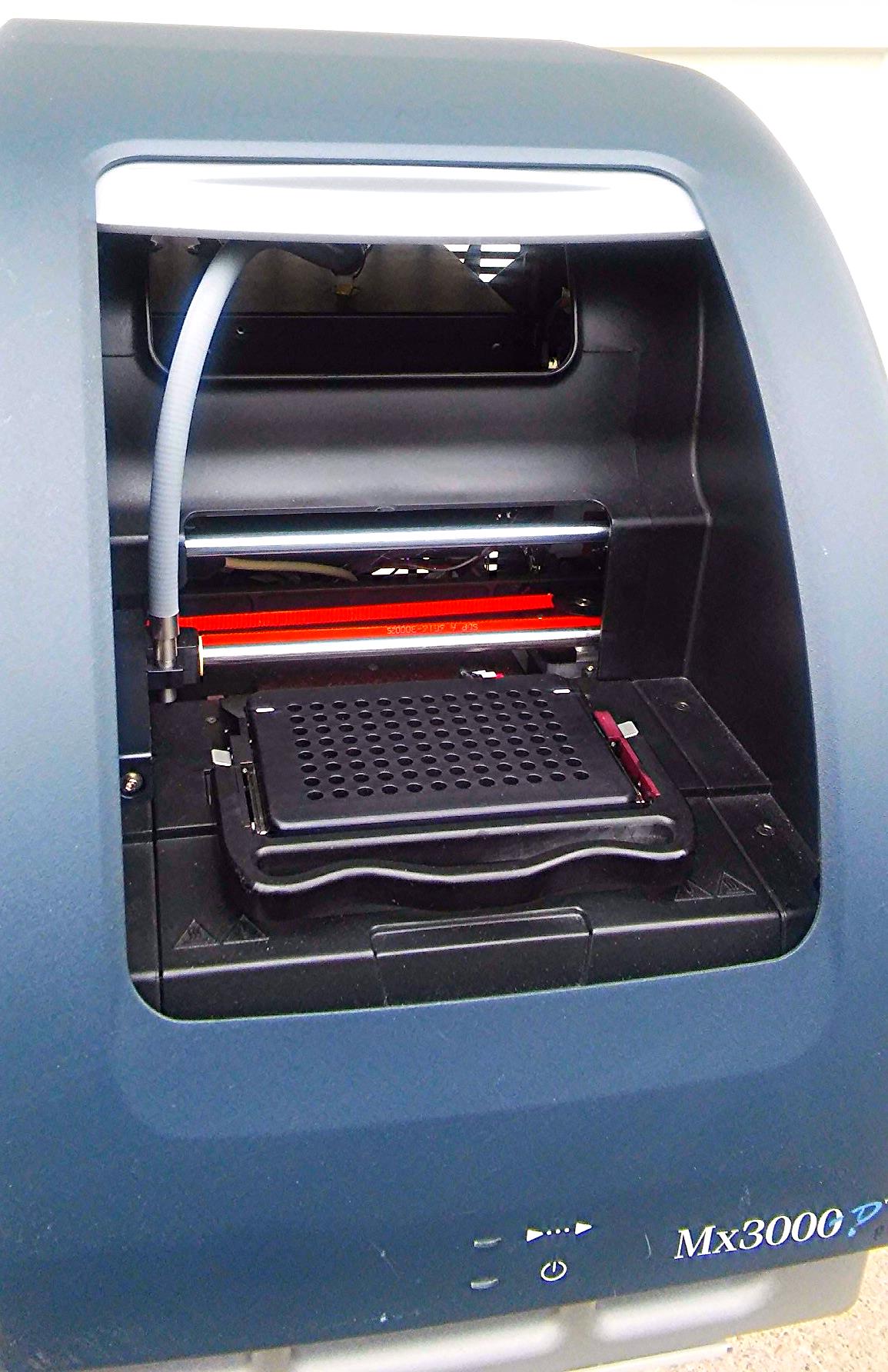 STRATAGENE MULTIPLEX Mx 3000P QUANTITATIVE PCR SYSTEM 96 Well