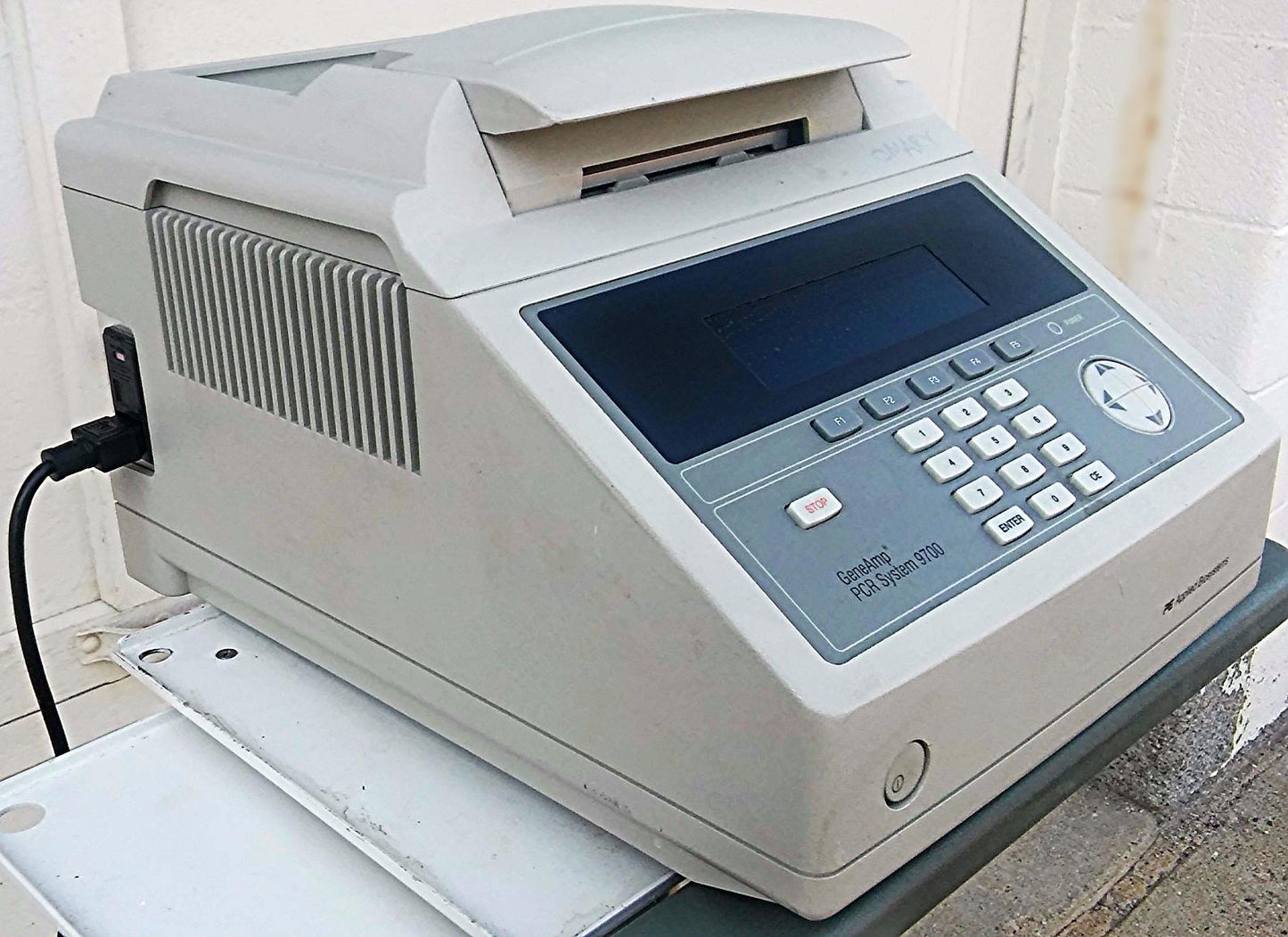 APPLIED BIOSYSTEMS PERKIN ELMER GENE AMP PCR SYSTEM 9700 THERMOCYCLER WATCHVIDEO