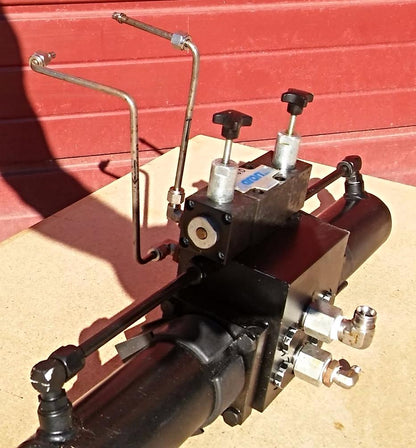 BREVINI ARON SPA M82101020A FLUID POWER HYDRAULIC CONTROL VALVE ITALY FREESHIP