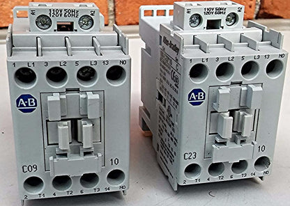 Two ALLEN BRADLEY CAT 100-C09*10 SERIAL A 600V FREESHIPPING