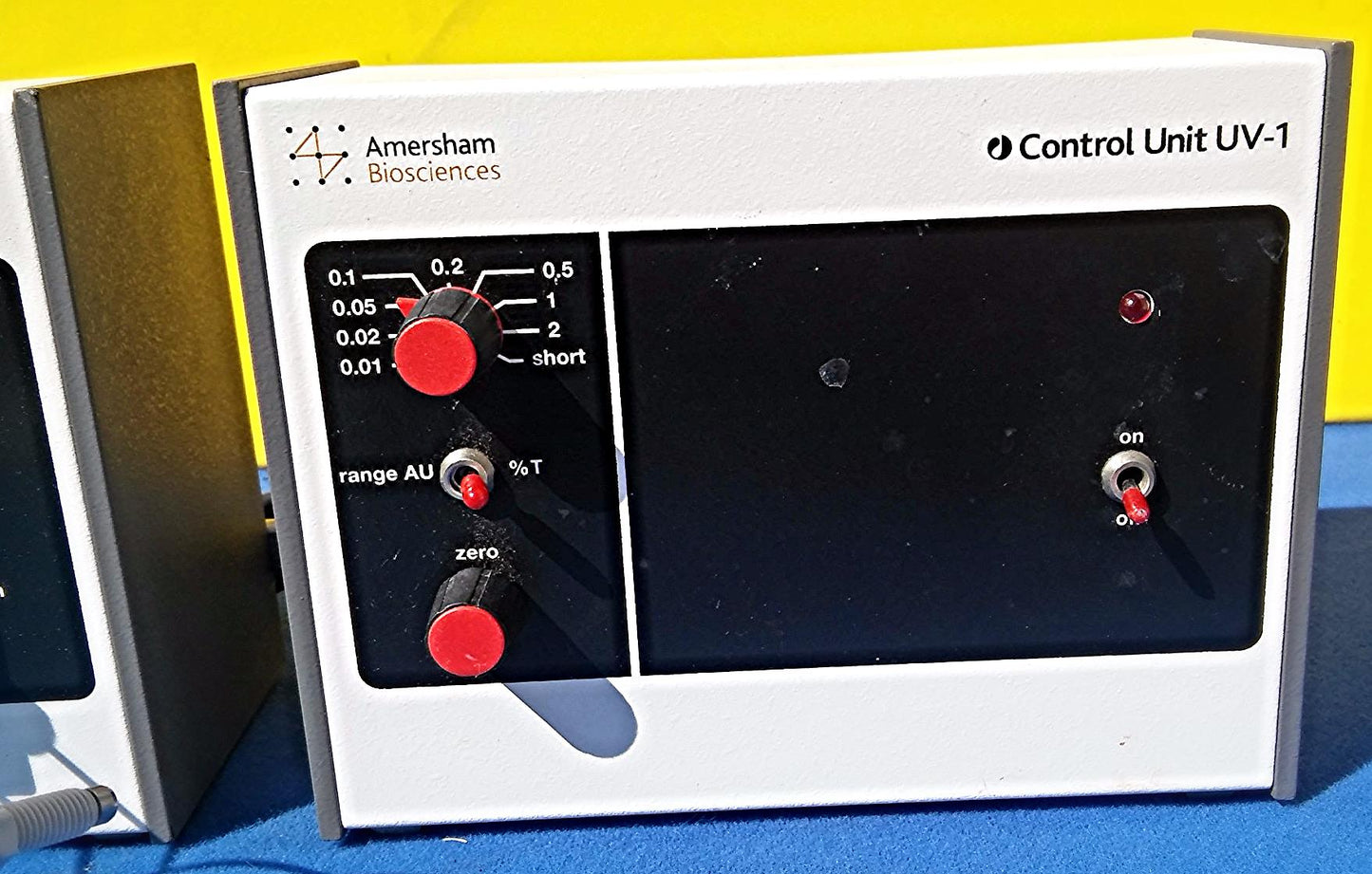 AMERSHAM BIOSCIENCE OPTICAL UNIT UV & CONTROL UNIT UV-1 FREESHIPPING