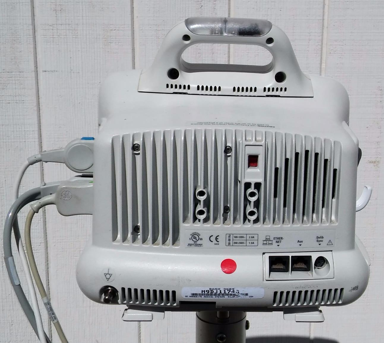 GE DASH 3000 Vital Signs Monitor & STAND LEADS CUFF OXIMETER PRINTER WATCHVIDEO