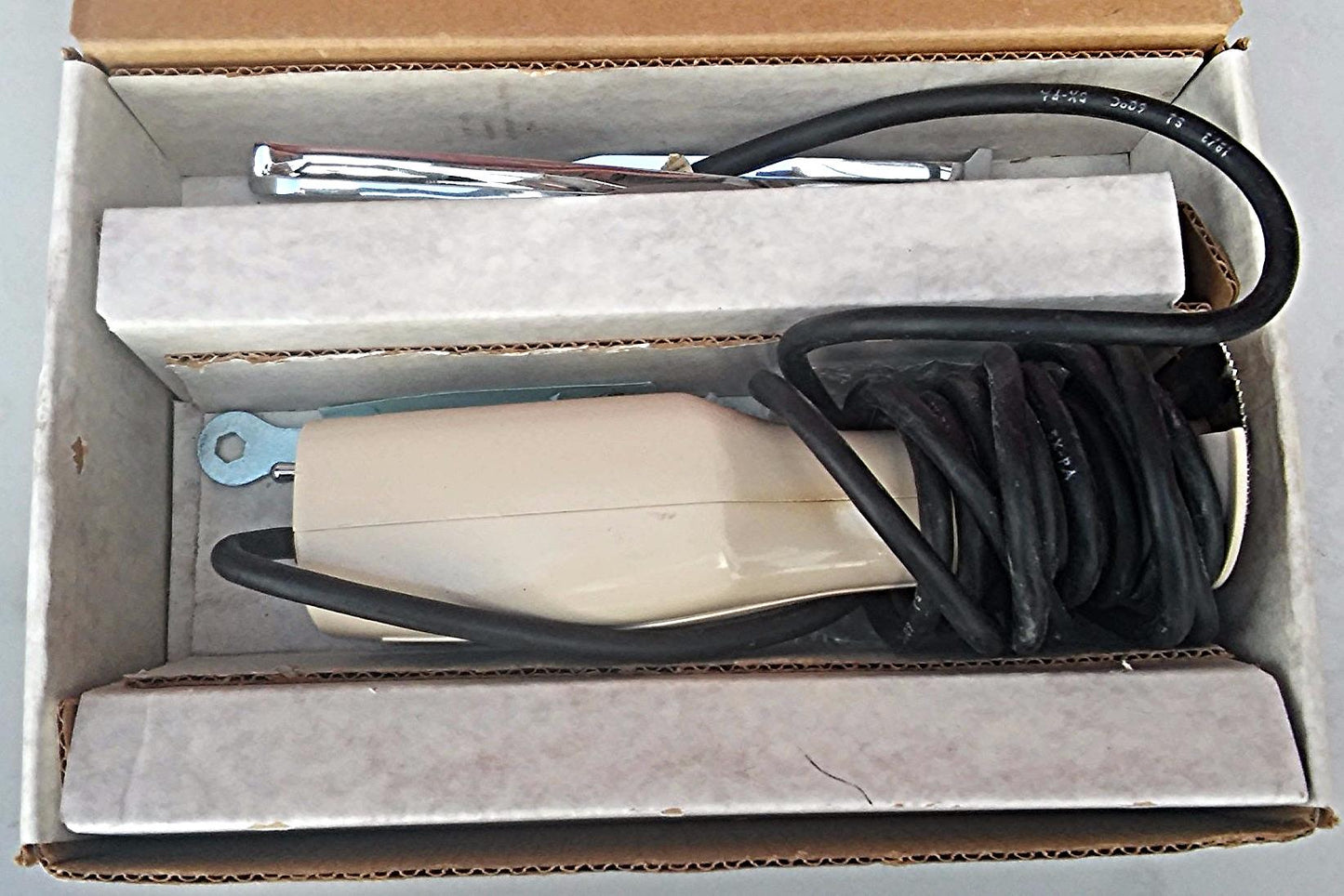 BURNETT CAST CUTTER SAW MODEL 182106 w CASE PLUS BONUS ST STEEL OPENER FREESHIP