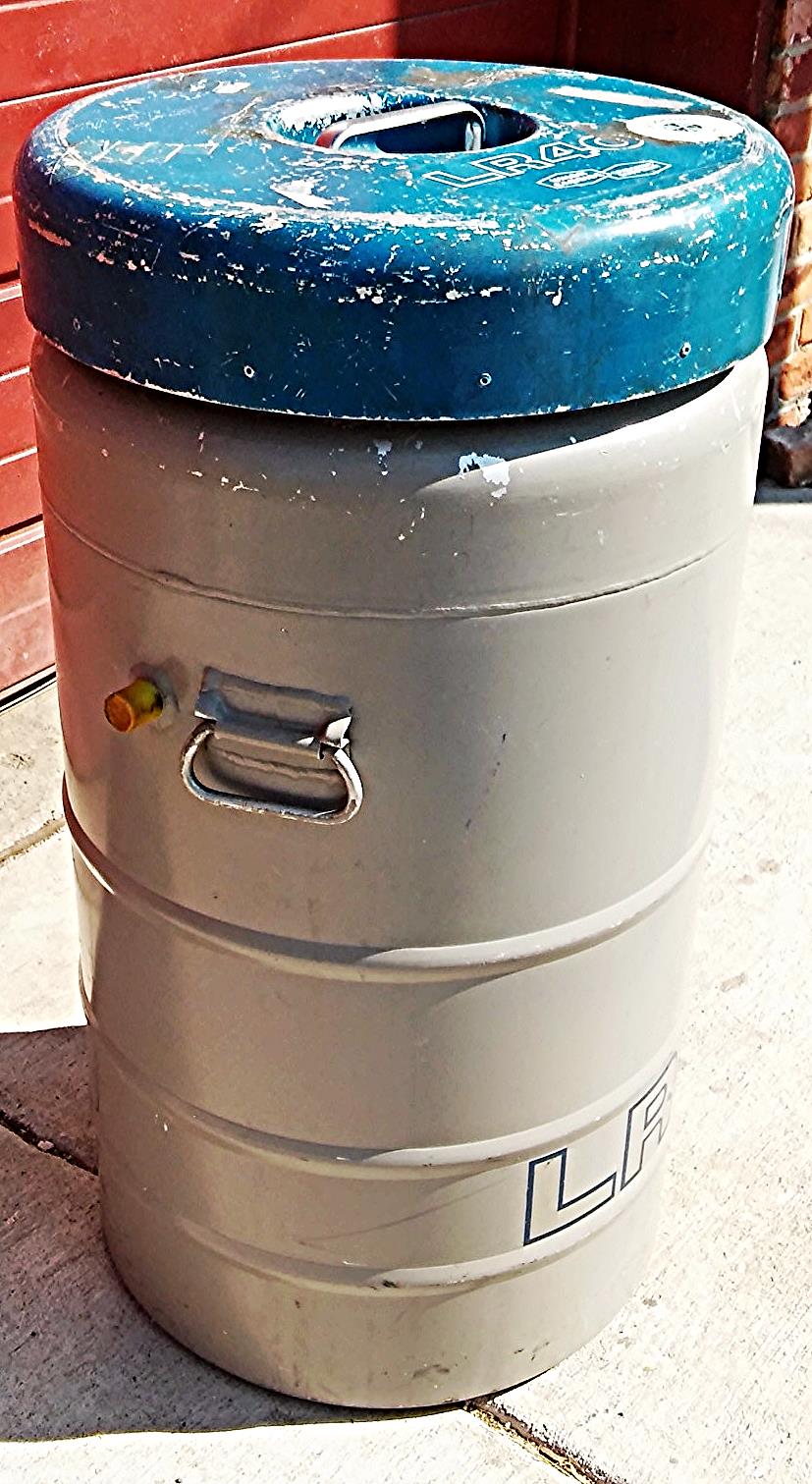 UNION CARBIDE 12 Gallon LR-40CRYOGENIC TANK COMPLETE ALL 6 INSERTS FREE SHIPPING