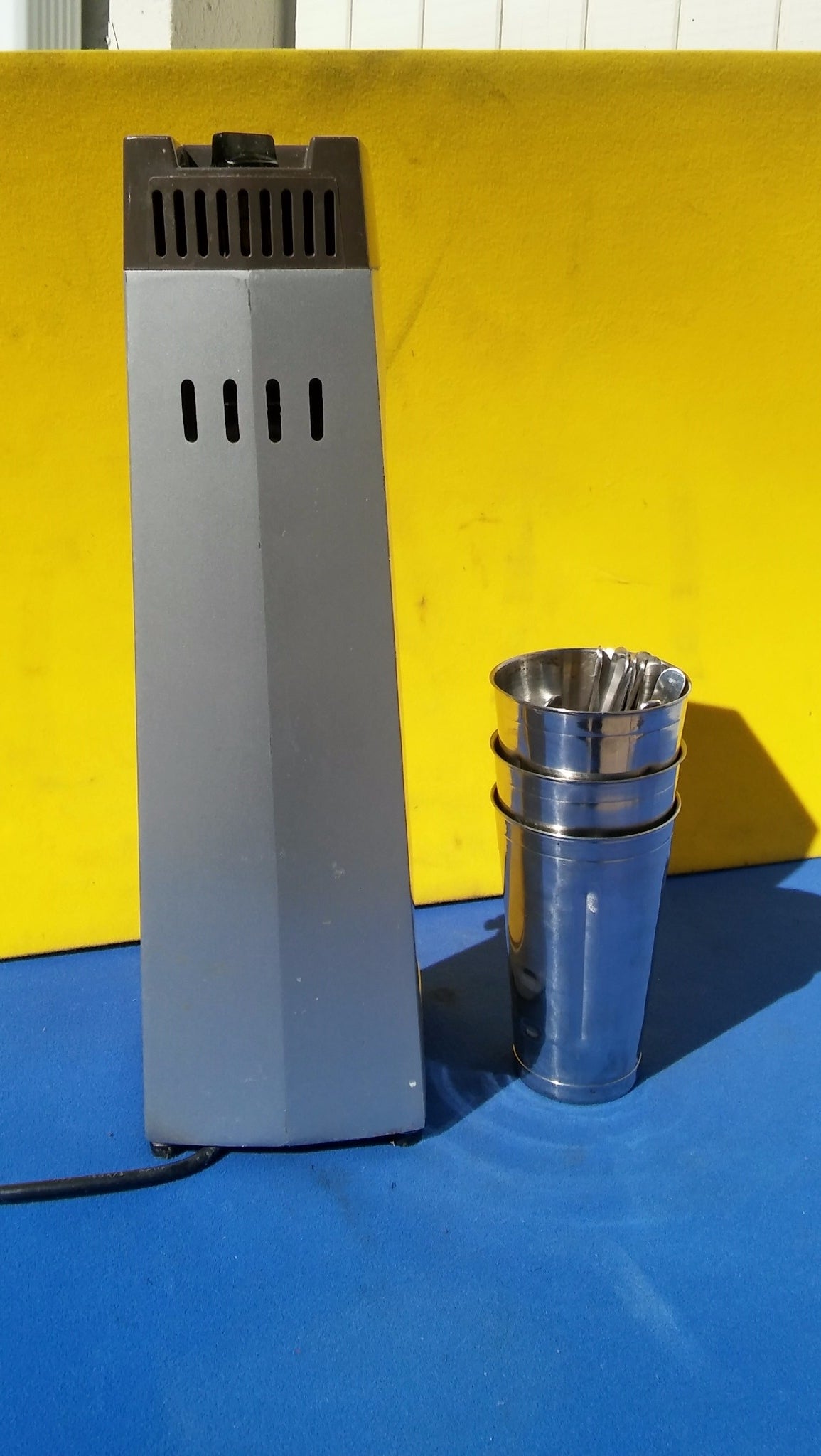 HAMILTON BEACH COMMERCIAL 3 SPEED MALT MILK SHAKER DRINK MIXER 936 + CUPS SPOONS