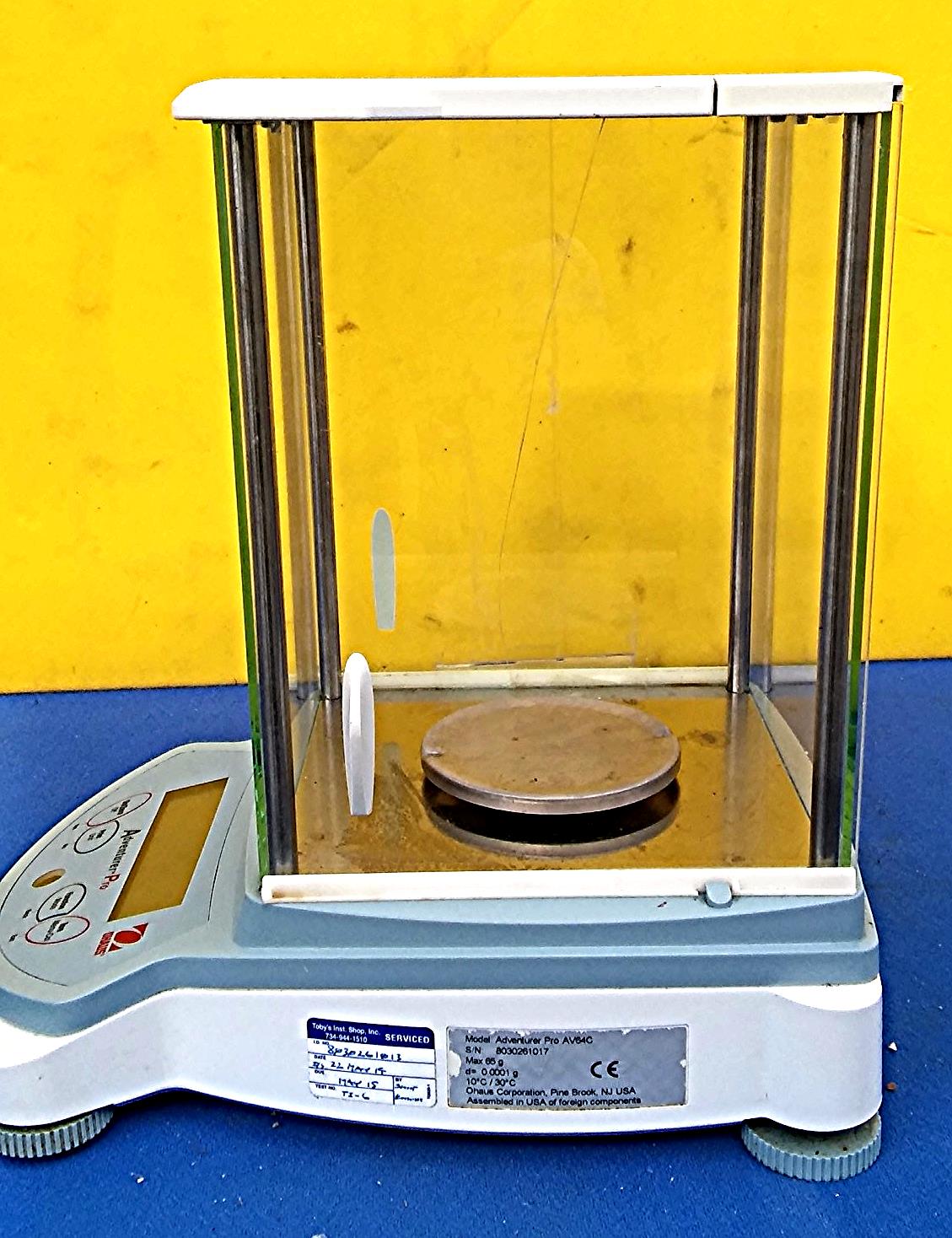 OHAUS ADVENTURER PRO BALANCE MODEL   AV64C FREE SHIPPING