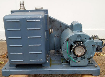 WELCH DUOSEAL 1402 Rotary Vane Vacuum Pump Emerson 1/2HP 1725 Motor WATCH VIDEO