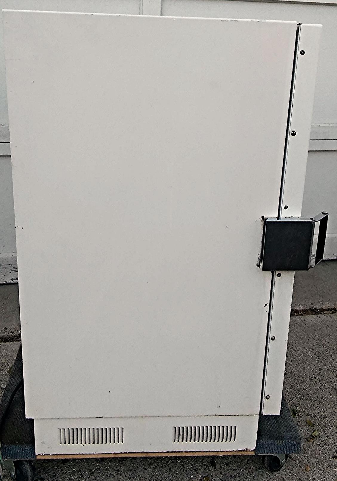 BLUE M MODEL 200 A GRAVITY INCUBATOR FREE SHIP