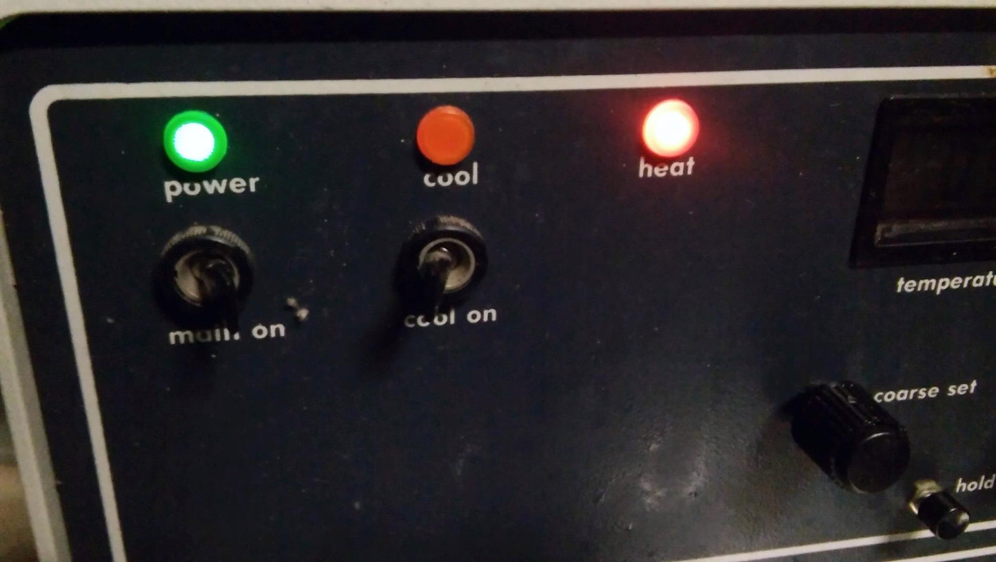 FORMA SCIENTIFIC DIGITAL WATER BATH  AND CIRCULATOR MODEL 2006  CH/P FREE SHIP