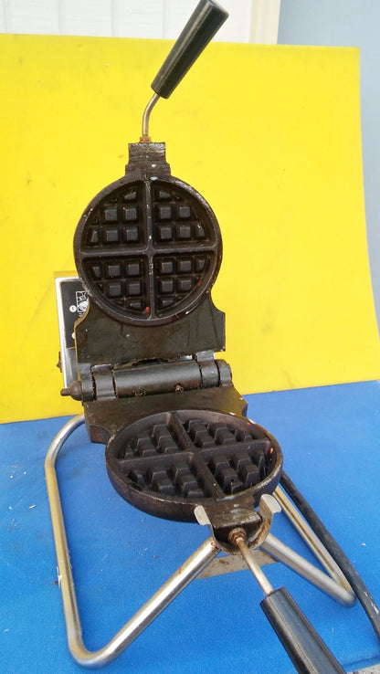 CARBONs GOLDEN MALTED PROFESSIONAL IRON RUGGED DIGITAL WAFFLE BAKER FREE SHIP