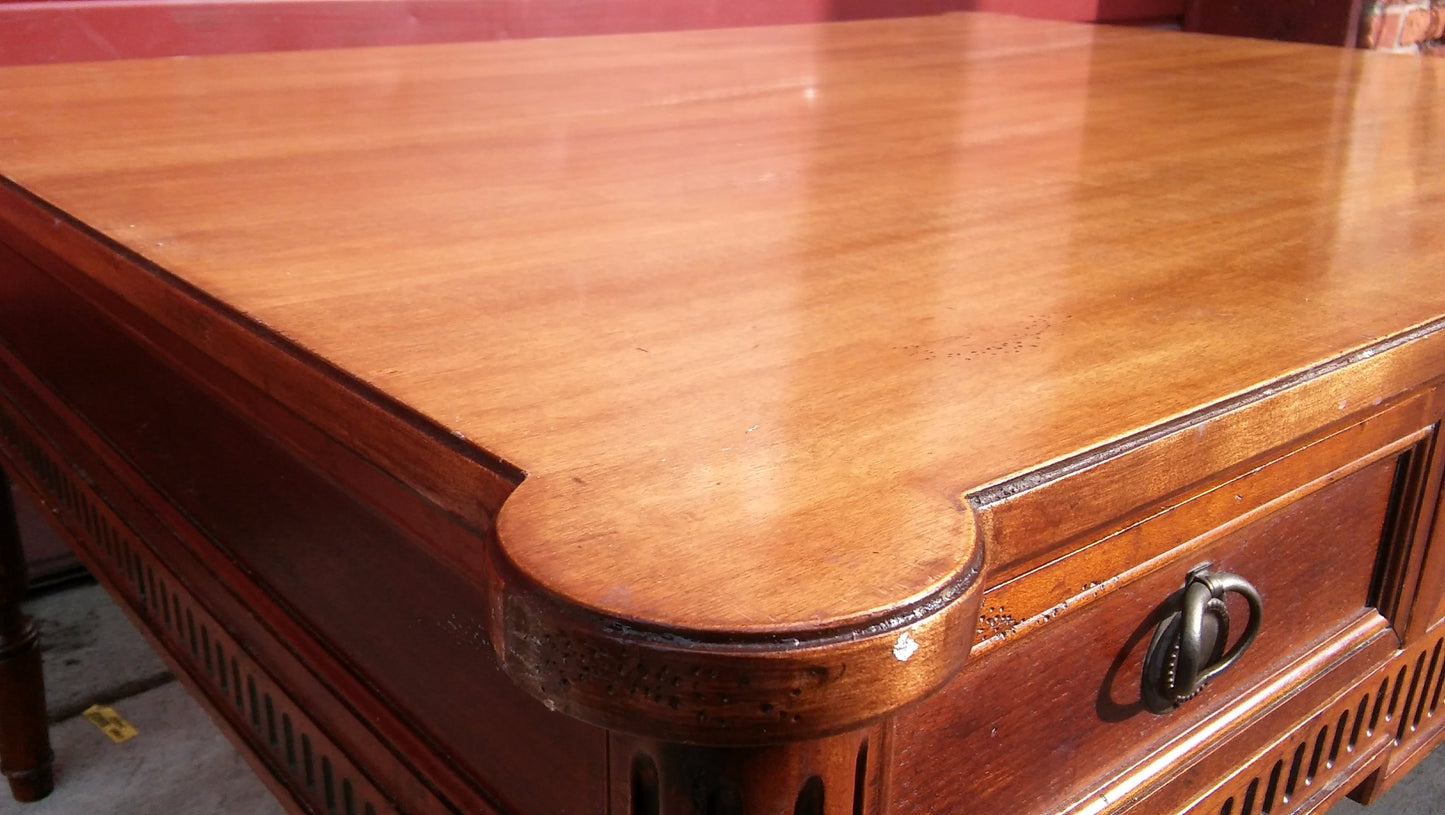 SHERRILL CTH OCCASIONAL TABLE DRAWERS IN VERY GOOD CONDITION FREE SHIPPING