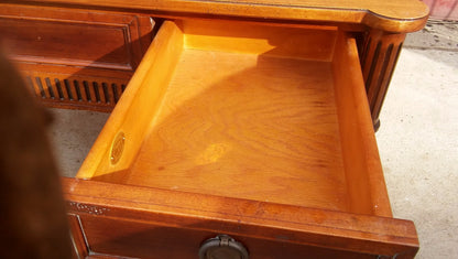 SHERRILL CTH OCCASIONAL TABLE DRAWERS IN VERY GOOD CONDITION FREE SHIPPING