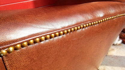 CABOT WRENN LEATHER BERWICK SOFA IN VERY GOOD CONDITION FREE SHIPPING